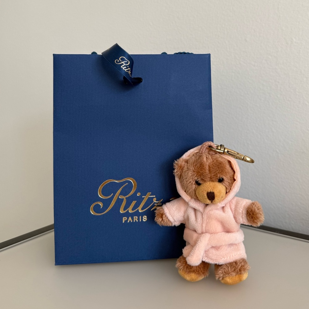 NEW Ritz Paris Bathrobe Spa Teddy Bear Keyring